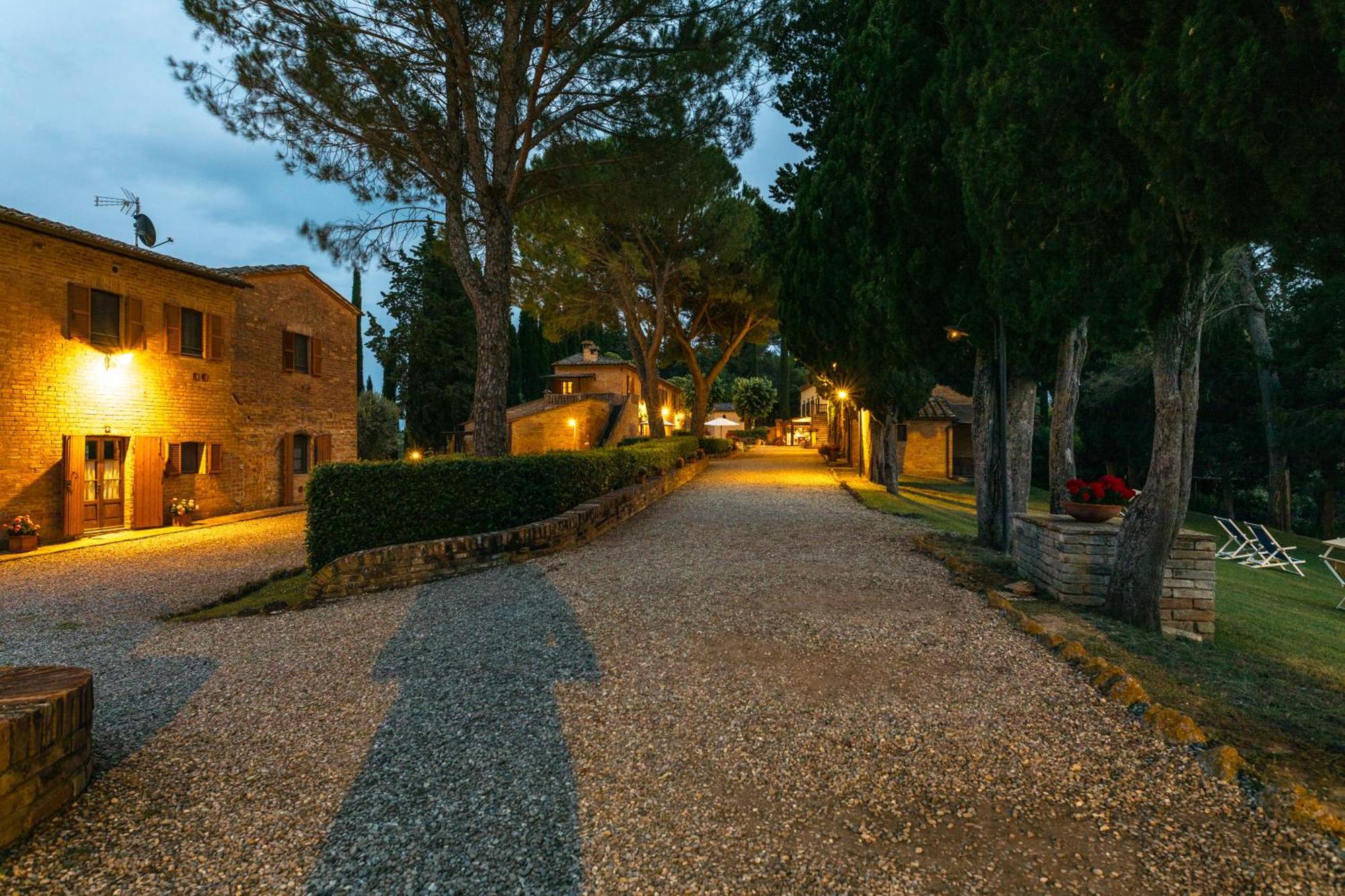 Villa Agriturismo Tenuta La Campana Asciano Exteriér fotografie