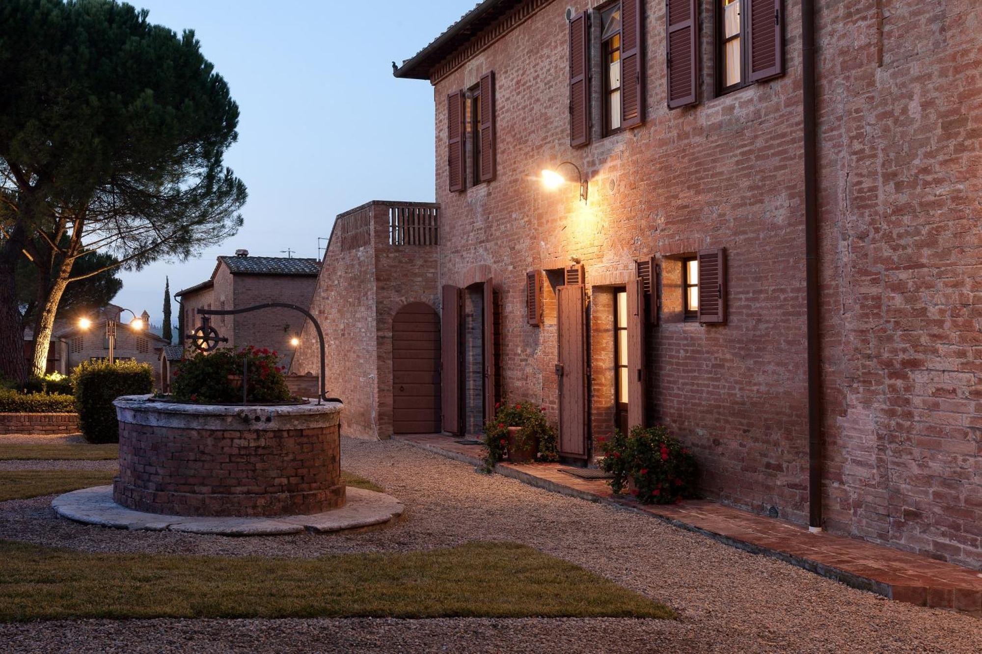 Villa Agriturismo Tenuta La Campana Asciano Exteriér fotografie